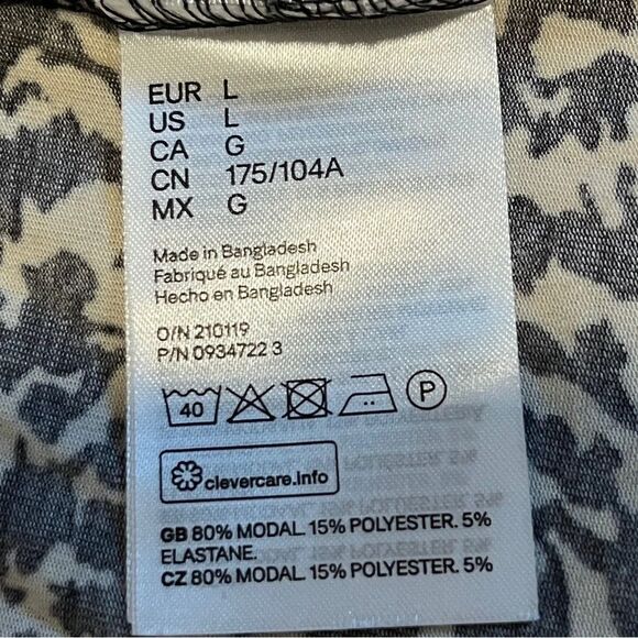 H&M Black and Cream Patterned High Neck Top Size Large - Picture 2 of 3